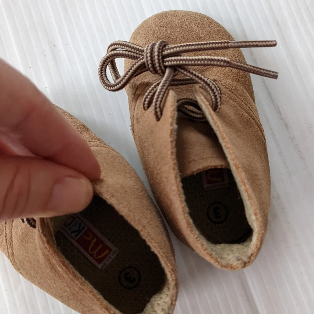 McKIDS Vintage tan suede leather lace-up toddler walker shoes